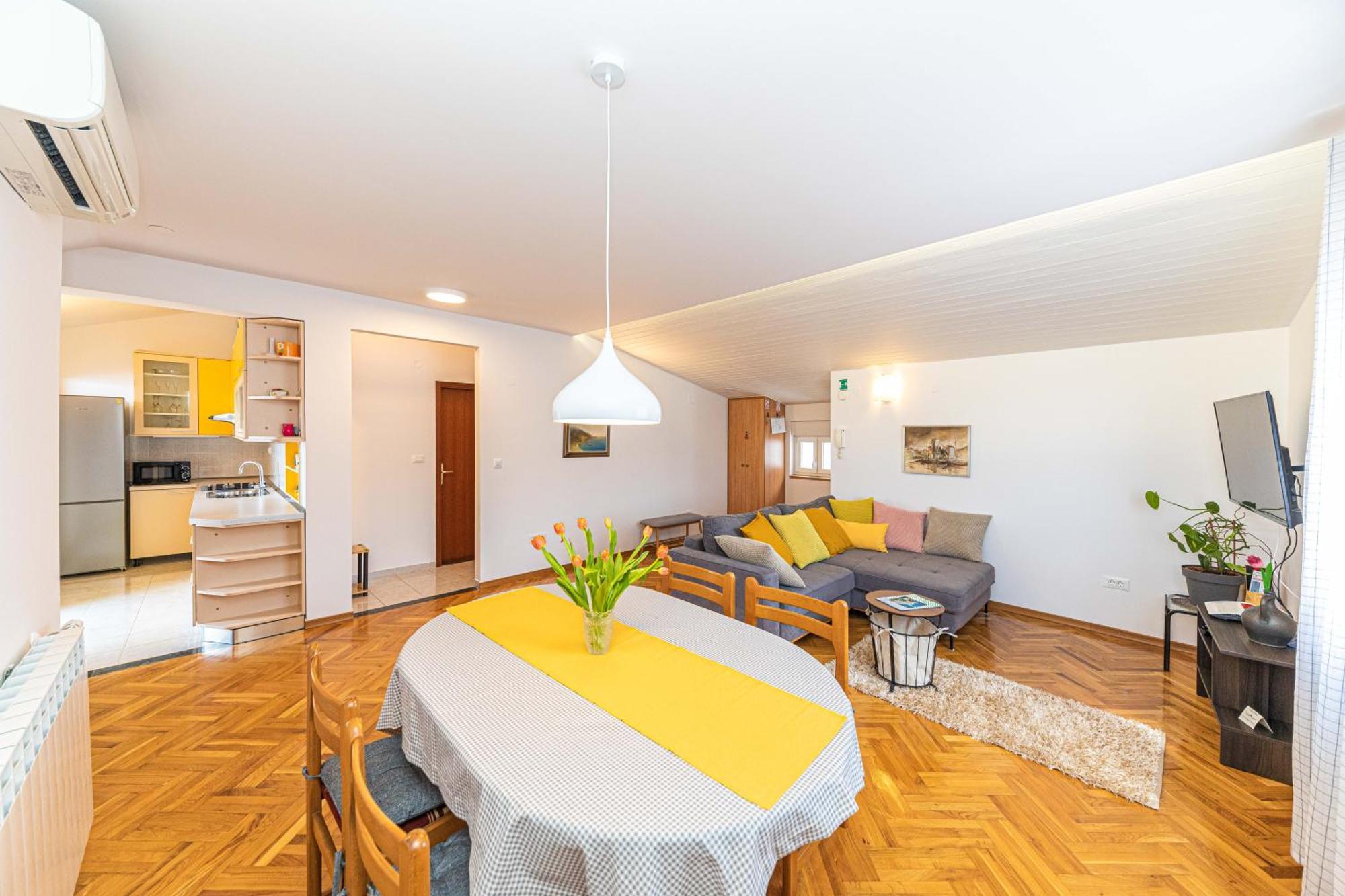 Apartments Iskra Stobreč Zewnętrze zdjęcie